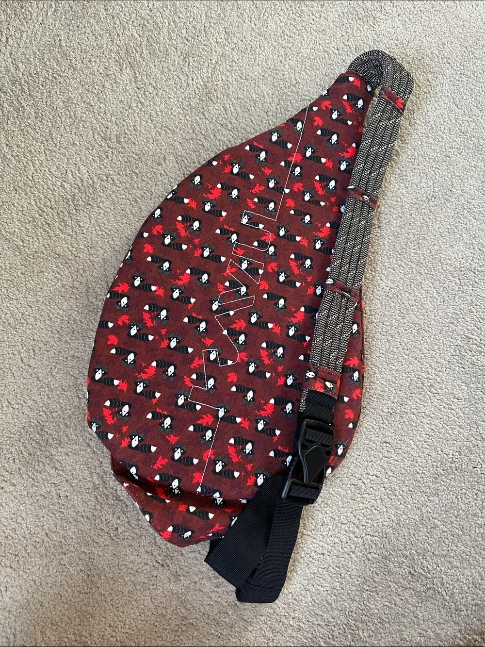Kavu Red Raccoon Rope Sling Bag - Large